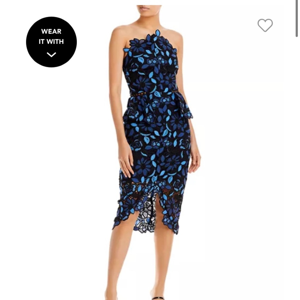Elliatt times floral crochet dress!